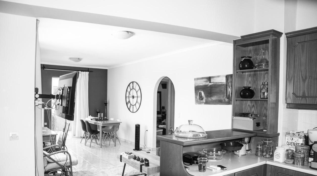 Thalassa Seaside Apartment ハニア エクステリア 写真