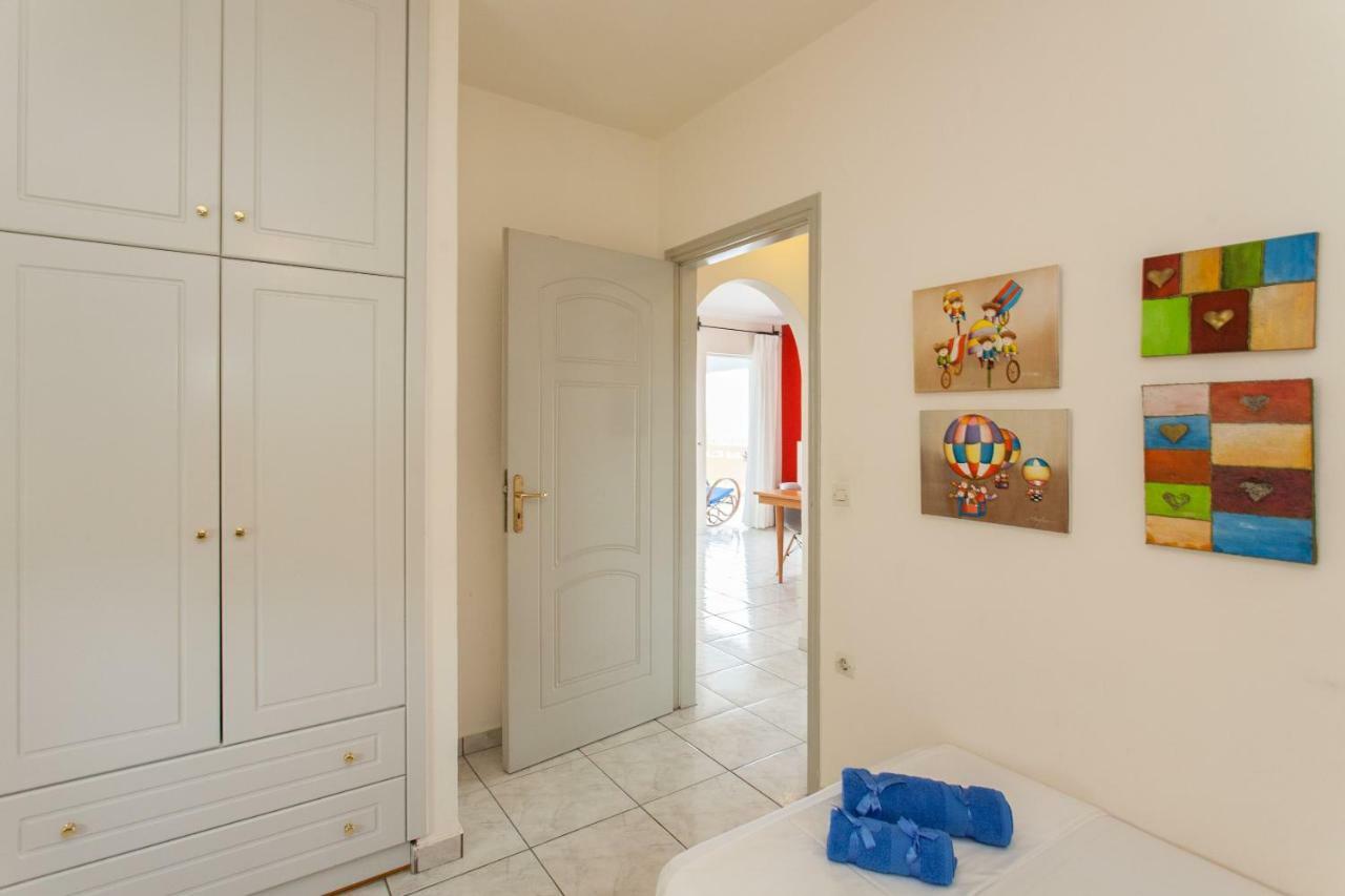 Thalassa Seaside Apartment ハニア エクステリア 写真
